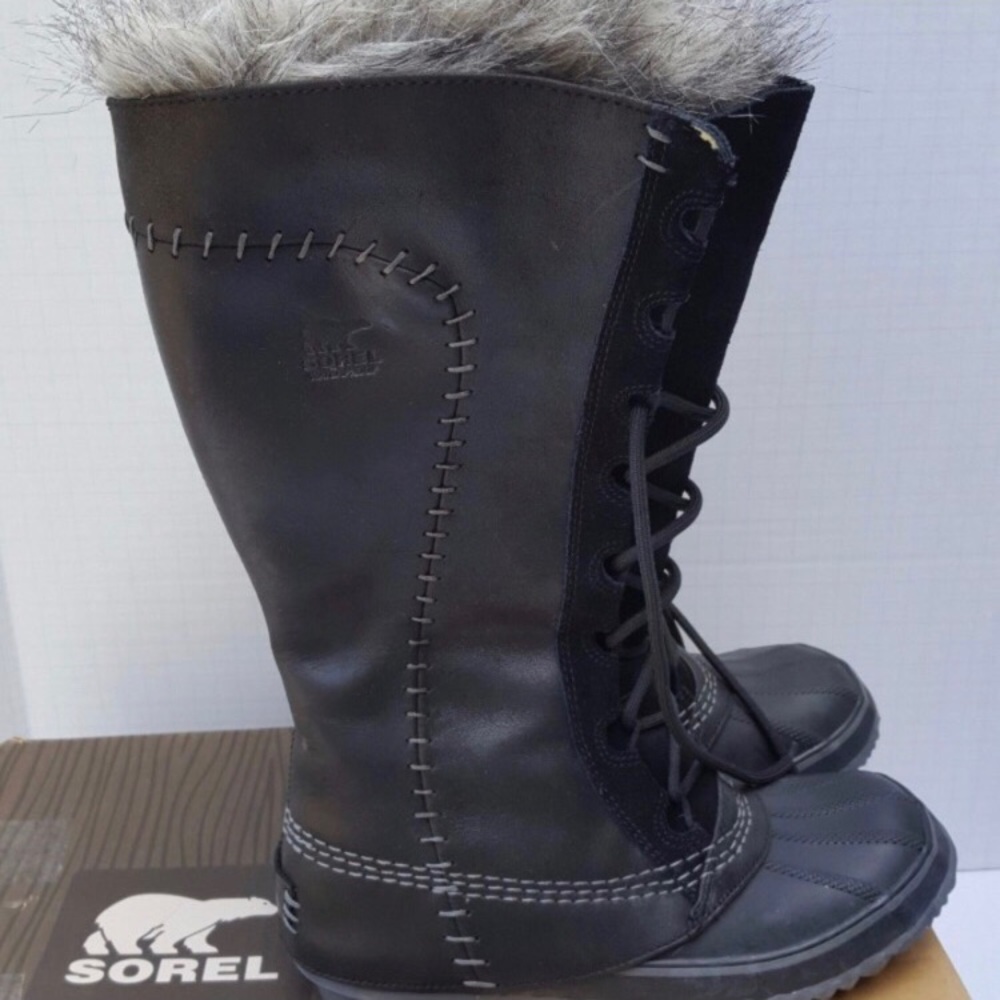 RARE Cate the Great Snow Boots